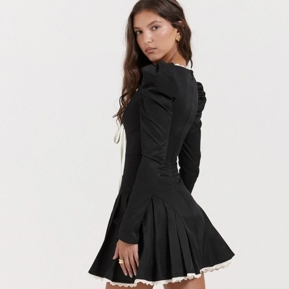 House of CB LARISA Black & Cream Pleated Mini Dress SIZE XSMALL‎ - Picture 3 of 9